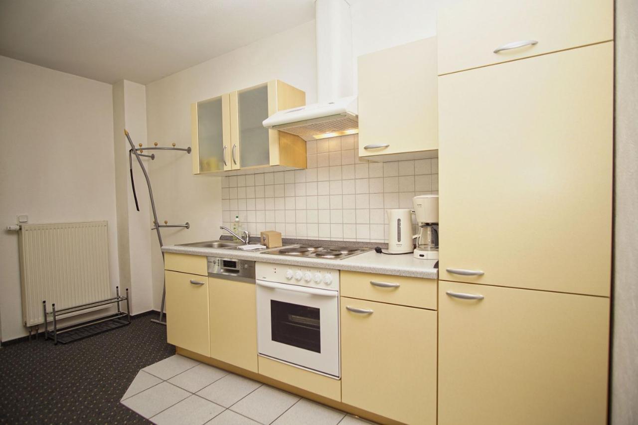 Nah Am Meer, Ruhige Lage, Gratis Nutzung Vom Ahoi Erlebnisbad Und Sauna In Sellin - Haus Inselblick Fewo 01 Goehren  Zewnętrze zdjęcie