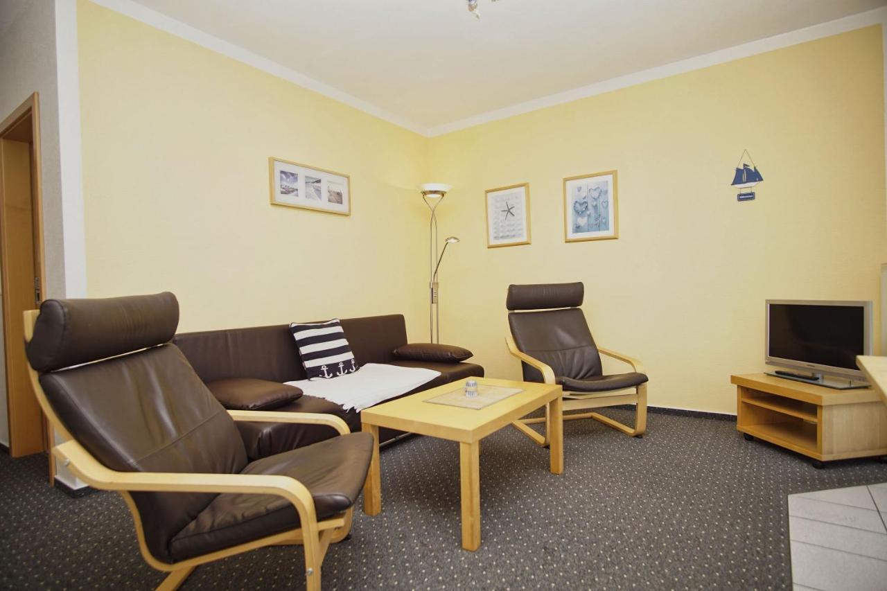 Nah Am Meer, Ruhige Lage, Gratis Nutzung Vom Ahoi Erlebnisbad Und Sauna In Sellin - Haus Inselblick Fewo 01 Goehren  Zewnętrze zdjęcie